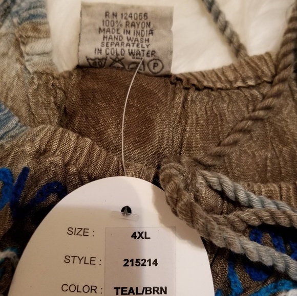 🦋SALE!S/M,L/XL🦋GORGEOUS TIEDYE EMBROIDERED TUNIC - Picture 8 of 8